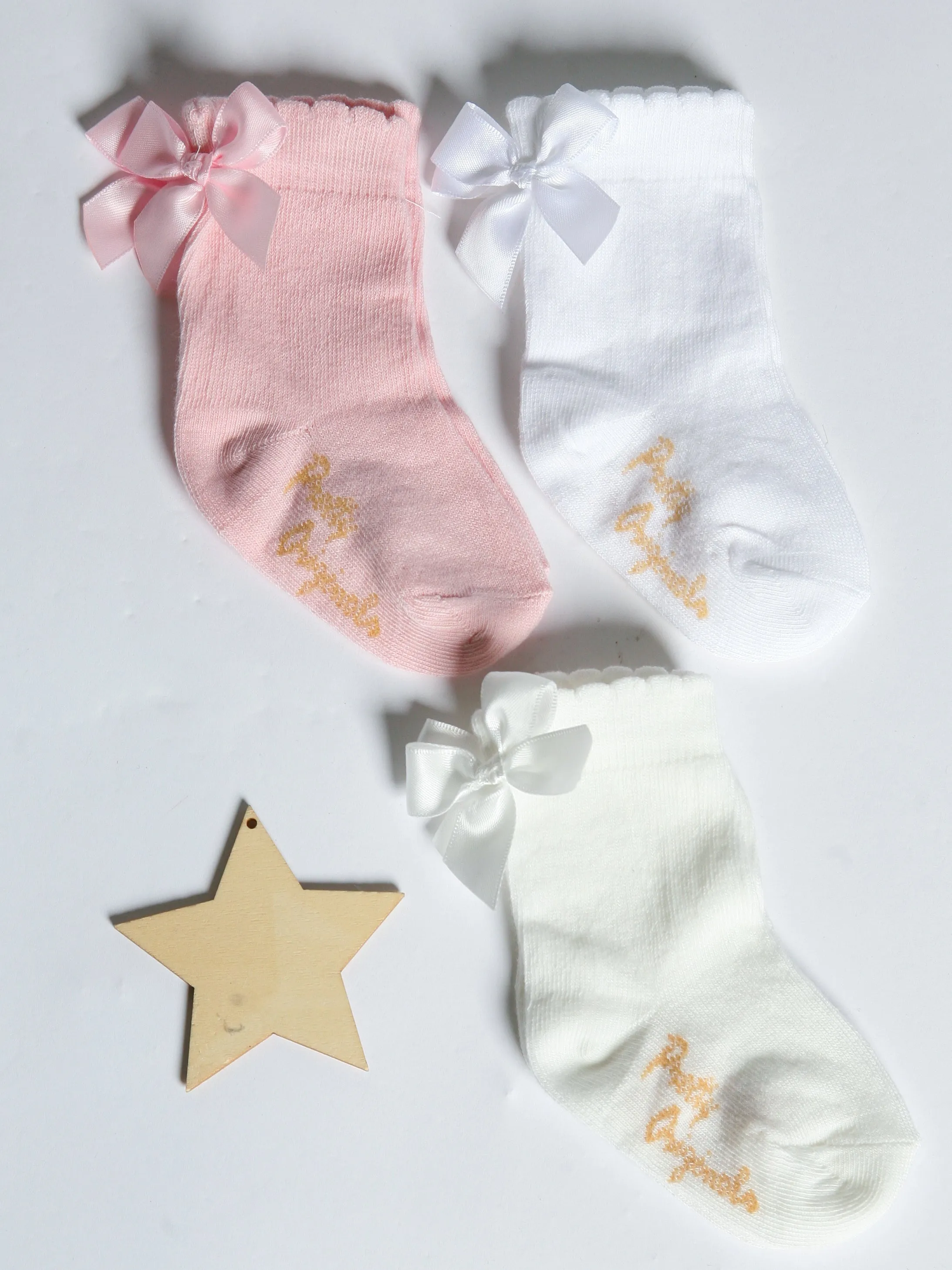 Pretty Originals White Bow Ankle Socks